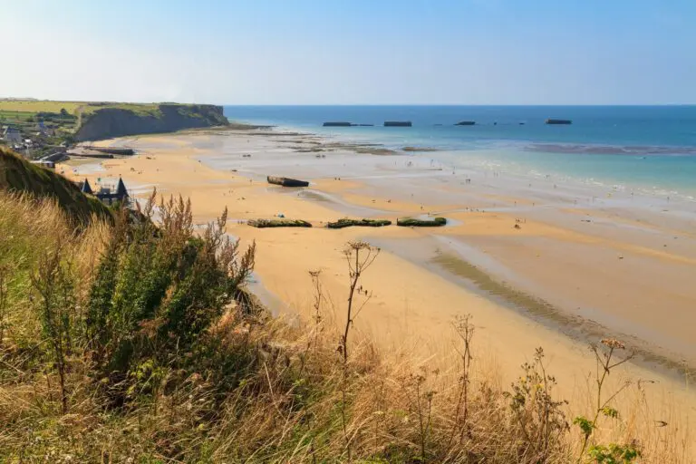 THE D DAY BEACHES ON D DAY, THE 80TH ANNIVERSARY OF THE INVASION ...